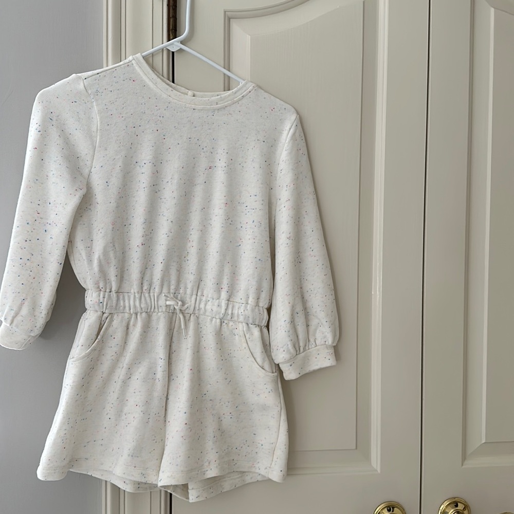 Janie and Jack White Speckled Long Sleeve Romper